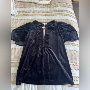 Jude Connally - black velvet top